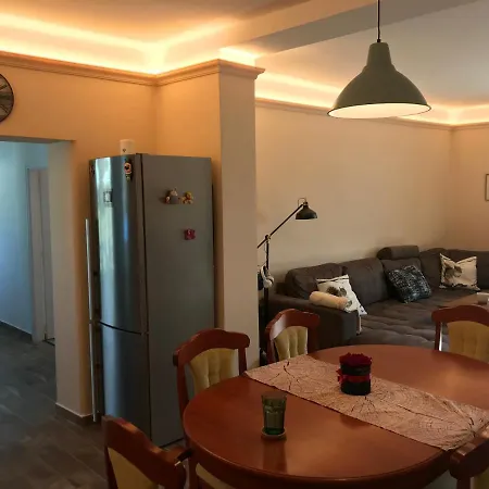 Apartment 21 Es Fel Fenyo Vendeghaz