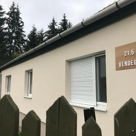 21 Es Fel Fenyo Vendeghaz Daire *