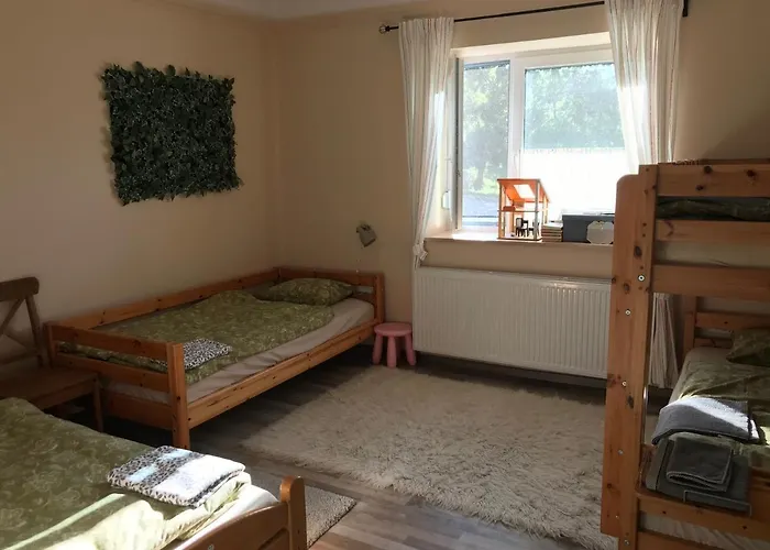 21 Es Fel Fenyo Vendeghaz 公寓