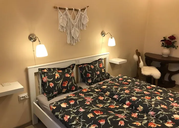 公寓 21 Es Fel Fenyo Vendeghaz Matraszentlaszlo